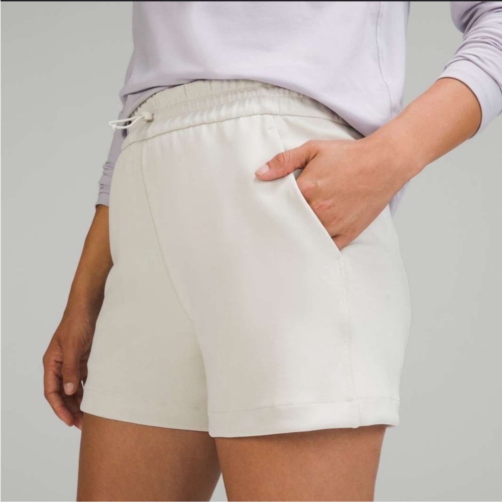 Lululemon Softstreme 4” Shorts